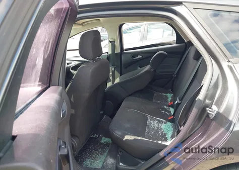 2018 Ford Focus Se z USA, uszkodzony, nr VIN 1FADP3K26JL222626